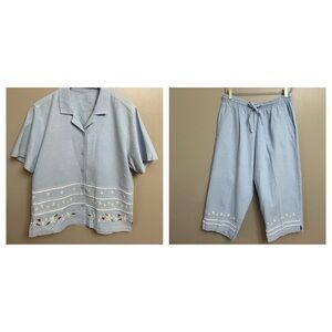 Jane Ashley women’s Petite Large Set Capri Pants Button Up Shirt Blue Floral